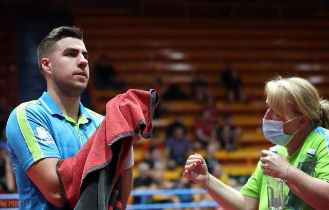 战术调整 战术调整