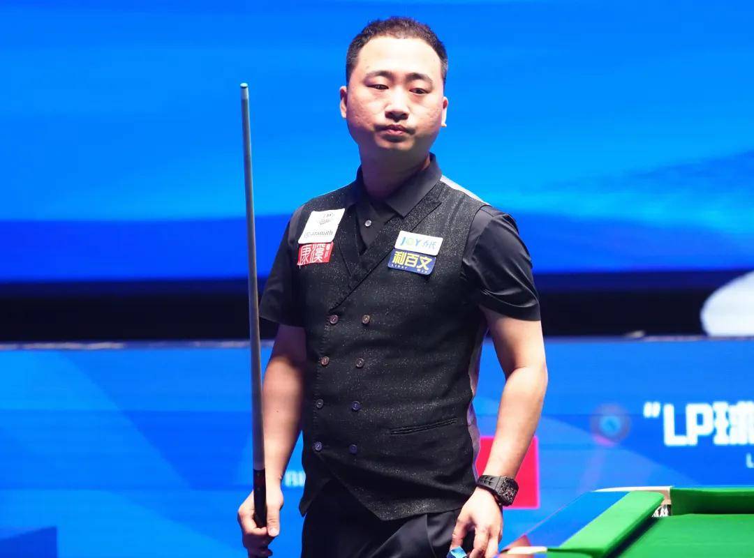 高大的中锋 高大的中锋