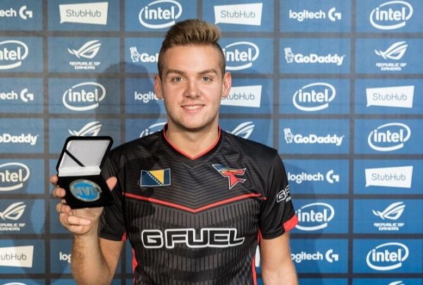 客场致敬仪 客场致敬仪